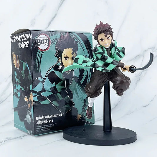 Figura de Tanjiro Atacando - Demon Slayer