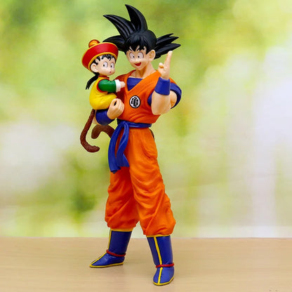 Figura de Goku con Gohan pequeño