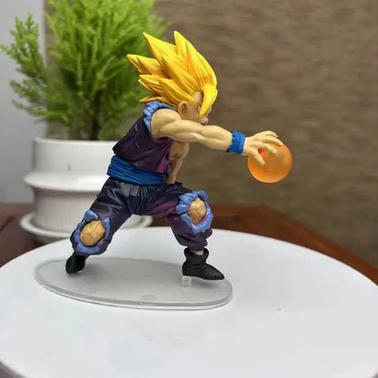 Figura de Gohan Super Sayan derrotando a Cell