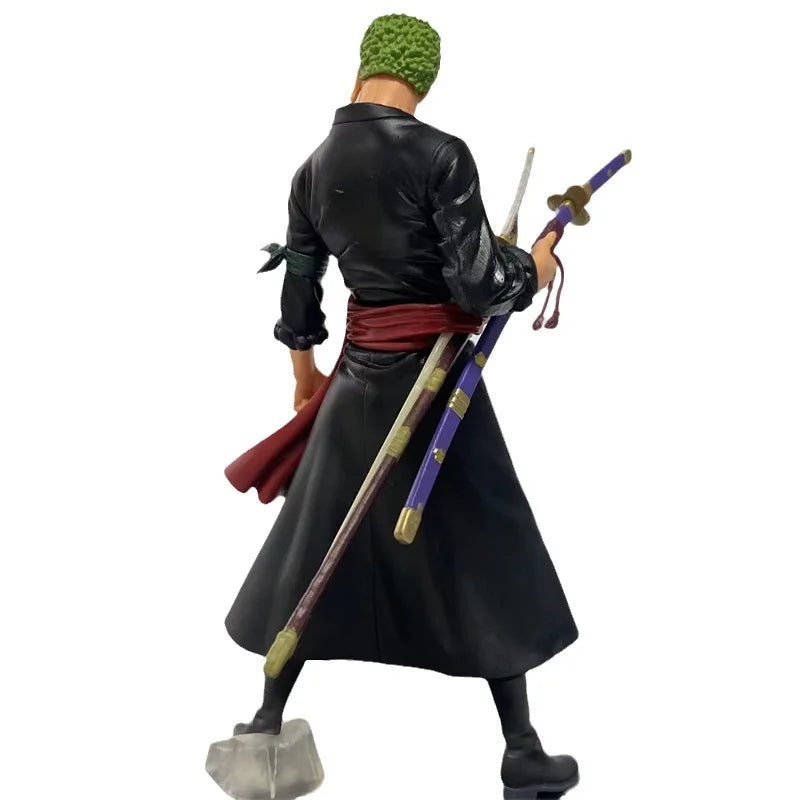 Figura de Zoro en Wano con Vestimenta Negra