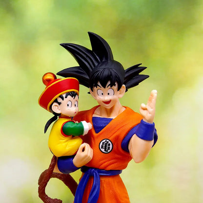 Figura de Goku con Gohan pequeño