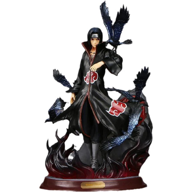 Figura de Itachi Uchiha con Cuervos