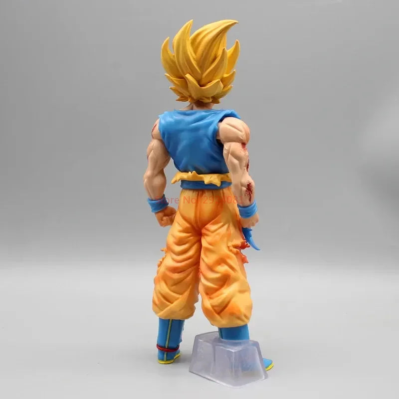 Figura de Goku en Super Sayan 2