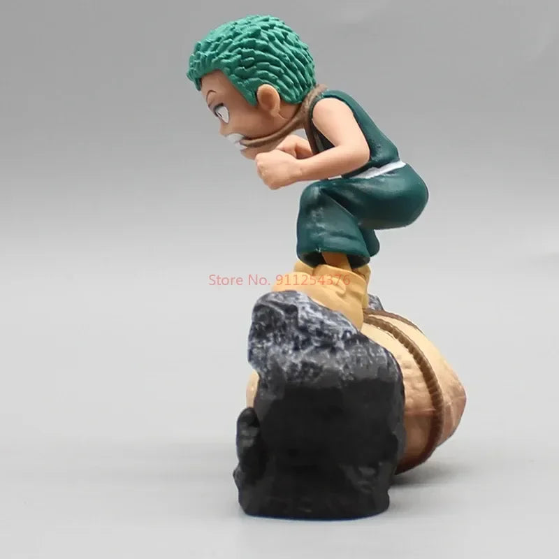 Figura de Zoro de Niño