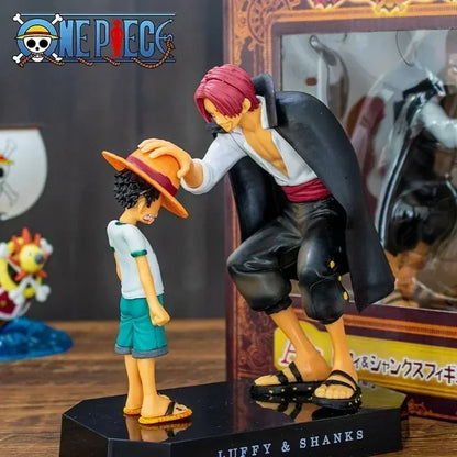 Figura de Luffy y Shanks - Niñez de Luffy