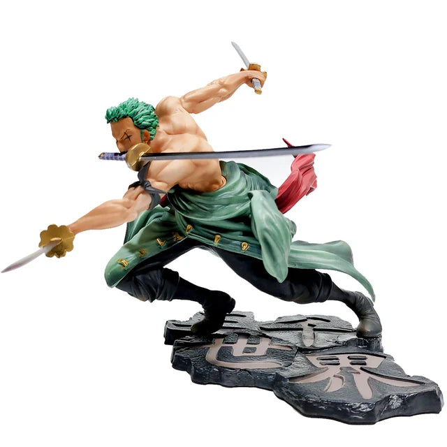 Figura de Zoro con 3 Katanas