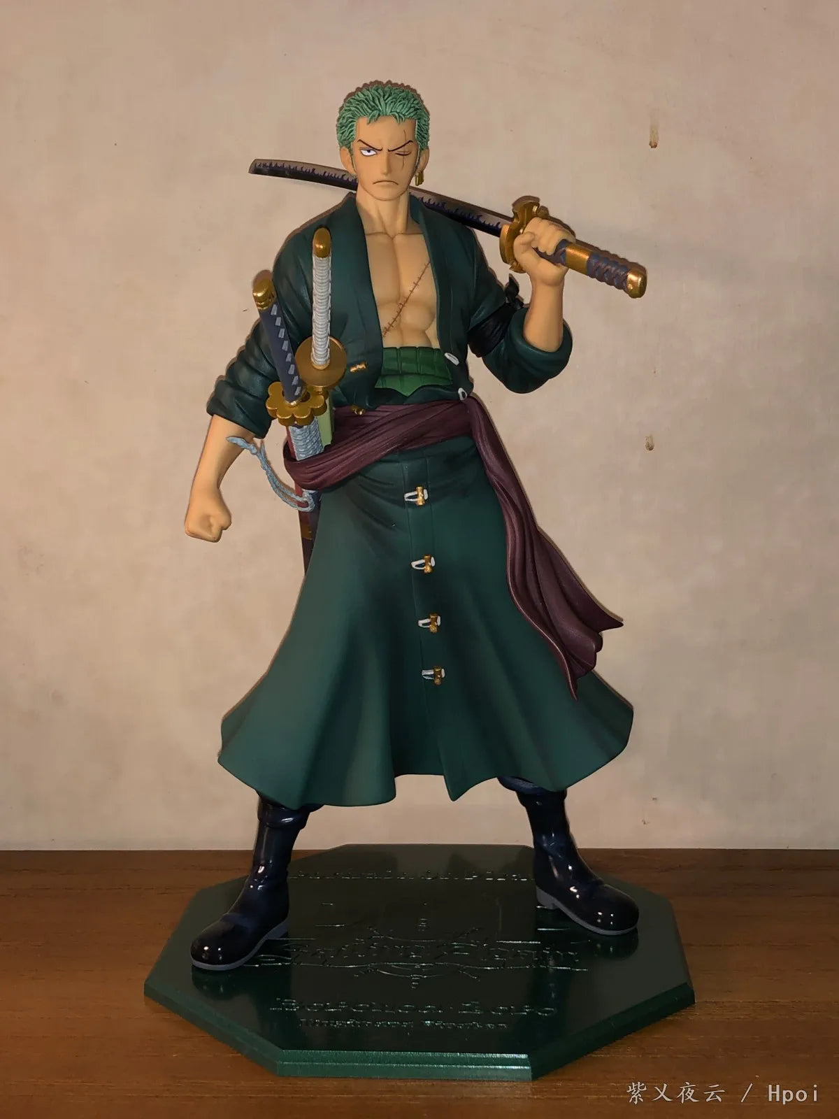 Nuevo: Figura de Zoro con traje Post Time Skip