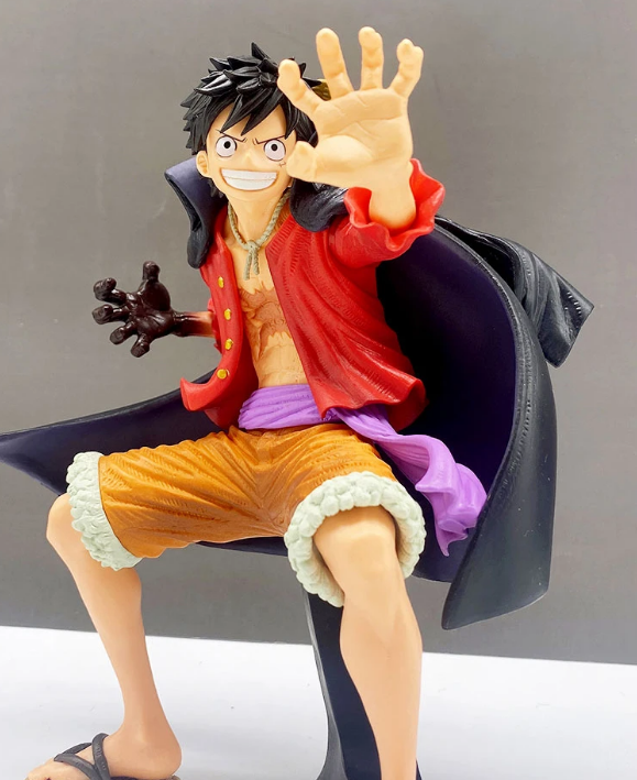 Figura de Luffy con Haki y Capa Negra #2