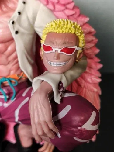 Figura de Doflamingo y Akuma no Mi