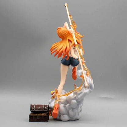 Figura de Nami en Short con Zeus