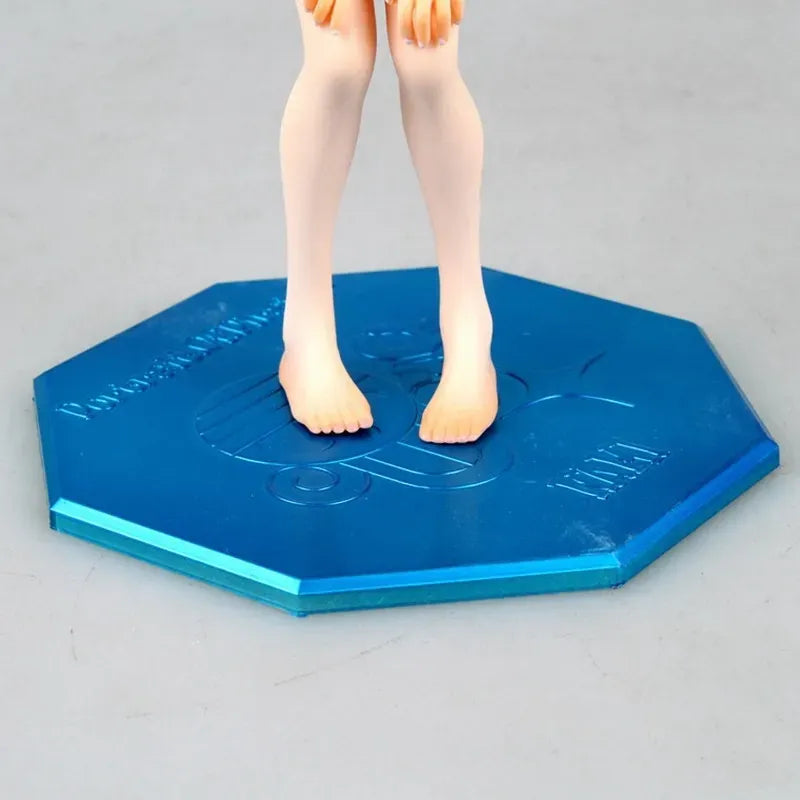 Figura de Nami edición traje de Baño